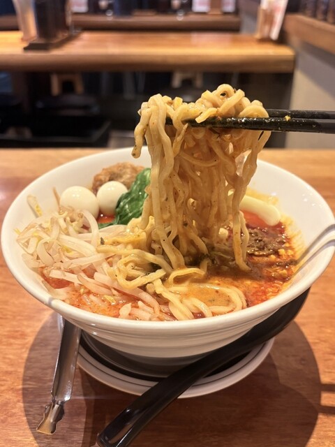 四川担々麺 赤い鯨 赤坂店 - 赤坂/担々麺 | 食べログ