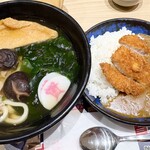 資さんうどん - 料理写真: