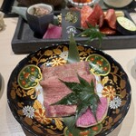 牛刺しと焼肉 仔虎 - 