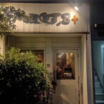 Q.T.8＋ 谷町店