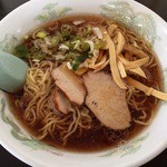 むらやま食堂 - 正油ラーメン650円