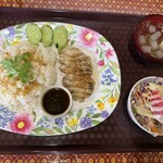 タイレストラン カムルー - 料理写真: