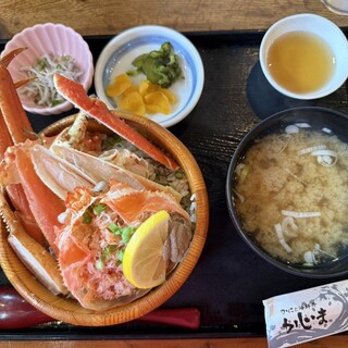 カニと海鮮丼 かじま_0