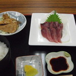 愛南 市場食堂 - 2015年5月3日、かつおの刺身定食800円