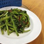 Chin Chin Eating House - 空心菜の炒めたやつ