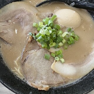 豚骨らーめん ガチ豚。_0