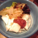 やき鳥三太郎 - 山いも梅合え ４４０円(税込)(２０１５年５月４日撮影)