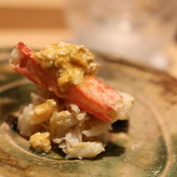 鮨 近藤 - 毛蟹にお味噌をタップリかけて