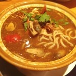 博士ラーメン別館 ＆ HAKASE Thai 博士レストラン本店