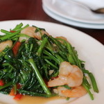 チャイナダイニング 喰う 喰う - 空心菜と海老の炒め物　本格的な味ですよ！！