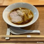 麺亭 うすざわ - 懐敷盆が開運橋通ふじわらさんを真似たのか？