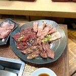 福寿苑 - カルビ　ロース　ハラミ　　byまみこまみこ