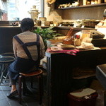 茶房 武蔵野文庫 - 夏みかんを剝く「美人妻」