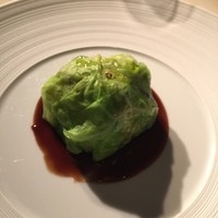 レストランひらまつ 広尾 - スペシャリテ　フォアグラのキャベツ包み