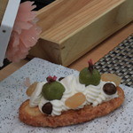 ウナギパイ カフェ トウキョウ - ウナギパイデコレーション