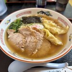 煮干し中華そば 元翔 - 料理写真: