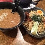 ラーメン一六 - つけ麺800円