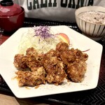 大戸屋 - 料理写真:麻辣だれのスパイス唐揚げ￥1,380　:毛沢東スパイスぽくて美味しい！
