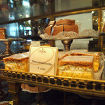 DEMEL - 私が注文したケーキはこちら