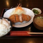 とろ豚 - とろ豚のロースかつ定食