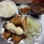 鉄板スタミナ 肉焼や - 