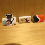 神保町 傳 - 箸の包み紙(黒ねこ2匹＆SATOブリアン)
      