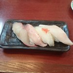 沖寿司 越谷店 - かじき、金目、鯛、ひらめ４貫盛り