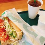 サブウェイ - 料理写真:サラダチキンサンド ドレッシングなし