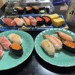 カスミ フードスクエア - お腹いっぱいお寿司を食べました
