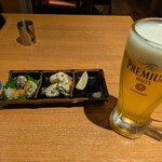 福ちゃんエキエ - 牡蠣と生ビール