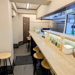 銀座うどんしら石 - 店内