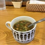 アトランティックカフェ - ランチのサービスで付くスープ｡