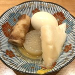 博多大衆酒場 あいらしか - お通しのおでん