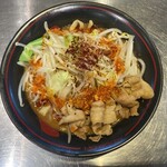 麺創研 紅
