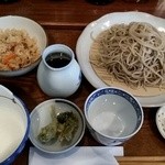 くまはら川 - ランチ とろろ800円