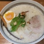 アンチエイジングレストラン 薬膳ラーメンドラゴン - ホワイトドラゴン