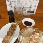 餃子屋 - 料理写真: