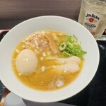 鶏煮干しラーメンういんず - 鶏煮干しラーメンにトッピングで煮玉子