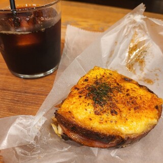 ベーカリー&レストラン 沢村_0
