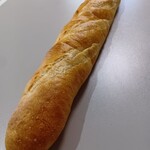 ペンギンベーカリーCoco - 料理写真:北海道小麦の窯焼きバゲット