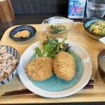 木馬 - 豆腐コロッケの日替わりランチ