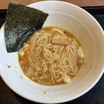 北海道らぁめん 伝丸 - 生卵を混ぜるとこんな感じに