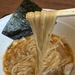 北海道らぁめん 伝丸 - 麺リフト