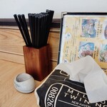 ほっこりごはん屋 輔 - 呼びボタンあります