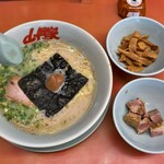 山岡家 - 料理写真:朝ラーメン(コロチャーシュー6個 広州メンマを別皿でトッピング)
