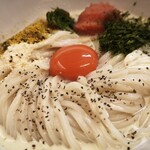 銀座うどんしら石 - 明太クリーム釜玉うどん