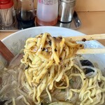 ちんちく林 - 底には辛いタレ
