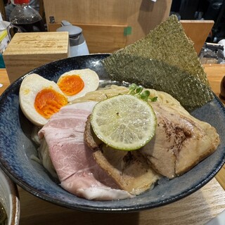おダシと銀しゃり 中華そば 花道_1