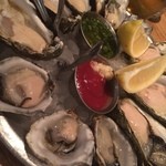 EMC Seafood & Raw Bar - Oyster