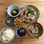 食堂 喫茶 アオイ - 料理写真:豚ロースしゃぶしゃぶ定食